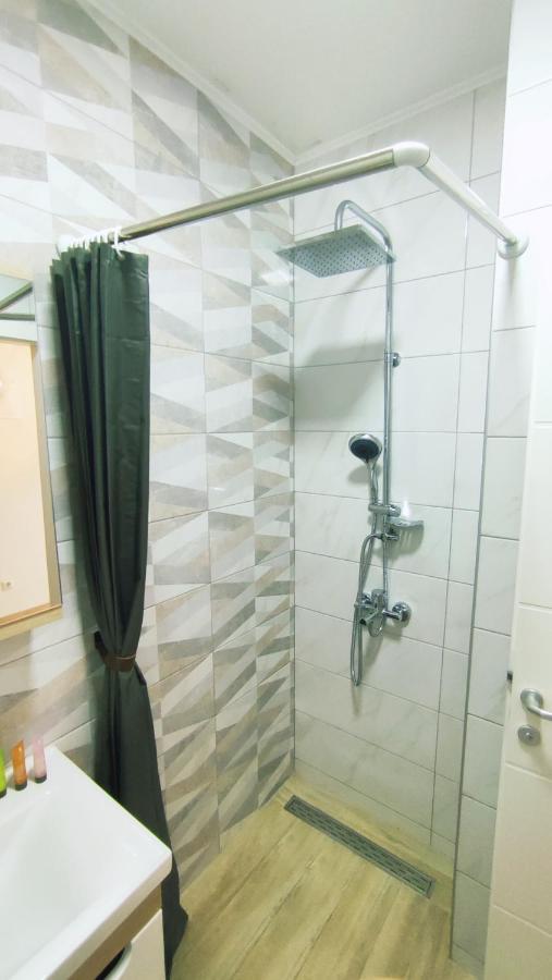 Апартаменты Apartman Lena Тузла Экстерьер фото